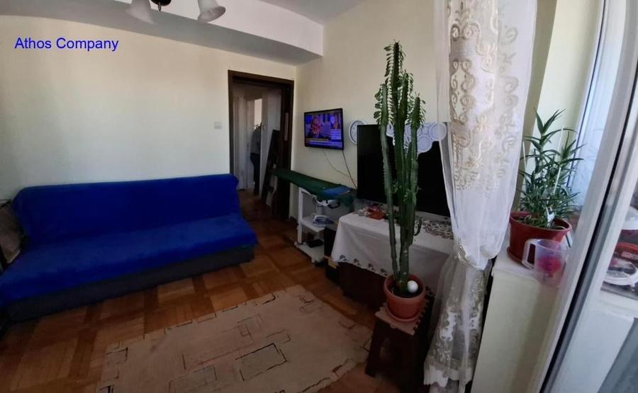 Apartament cu 3 camere, mobilat în Gara de Nord