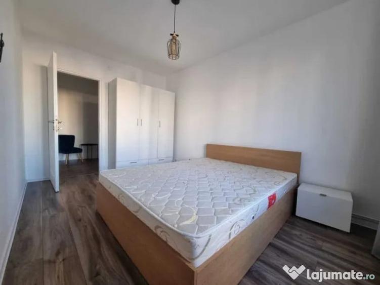 Apartament cu 2 camere decomandat în Gară