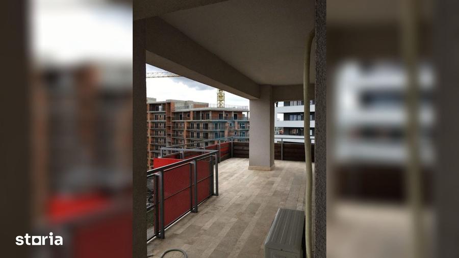 Apartament cu 4 camere semidecomandat în Bună Ziua