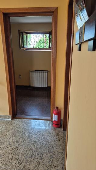 Apartament cu 3 camere decomandat în Valea Călugărească