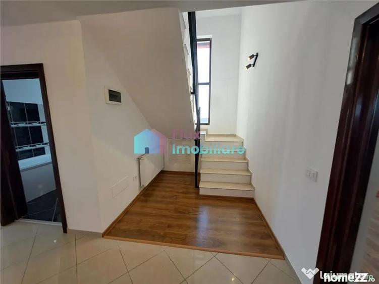 Casă cu 6 camere cu Teren 759 Mp în Liteni (Moara)
