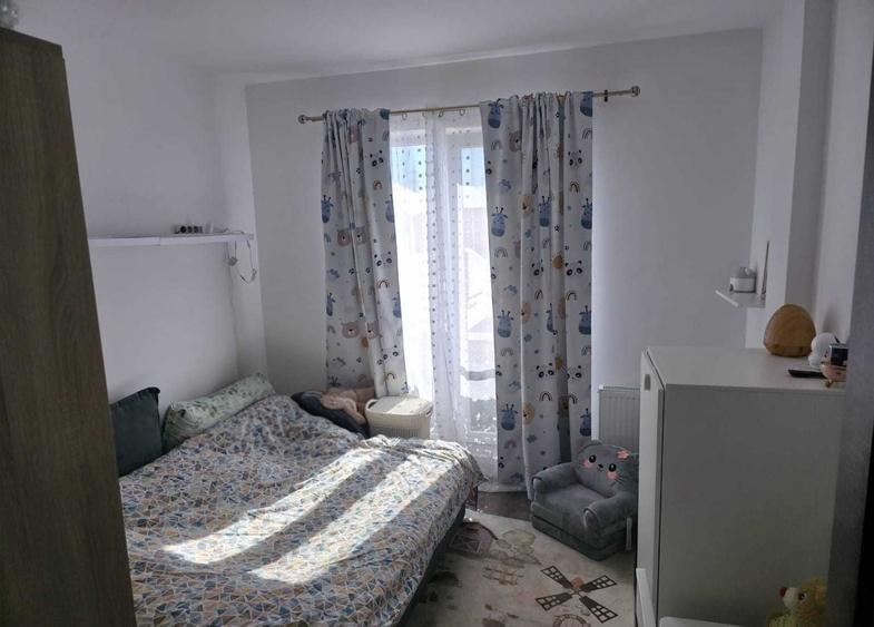Apartament cu 3 camere în Florești