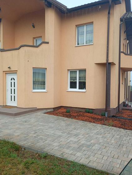 Casă cu 4 camere cu Teren 1000 Mp în Hereclean