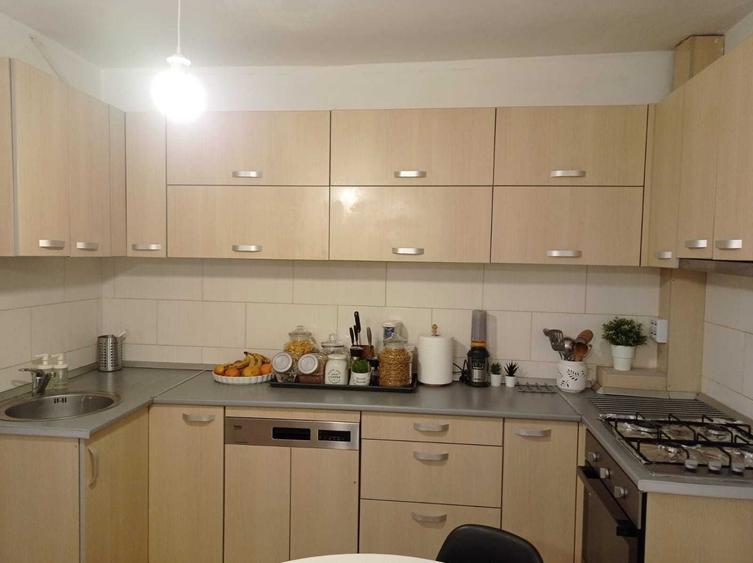 Proprietar - inchiriez 2 camere Sebastian nr.7 - 1