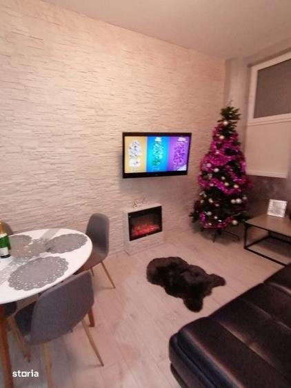Apartament cu 3 camere în Răcădău