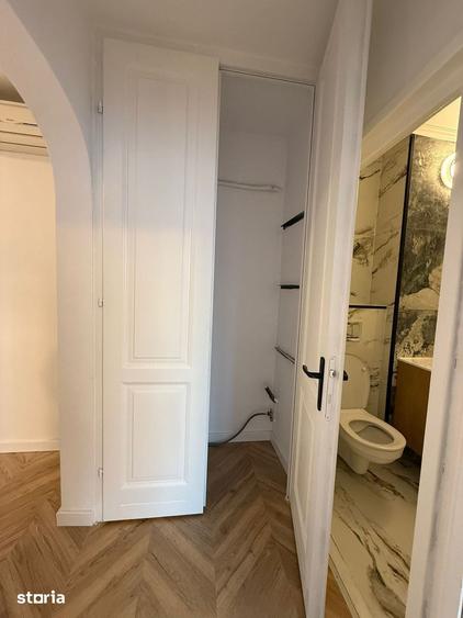 Apartament cu 3 camere în Orașul Nou