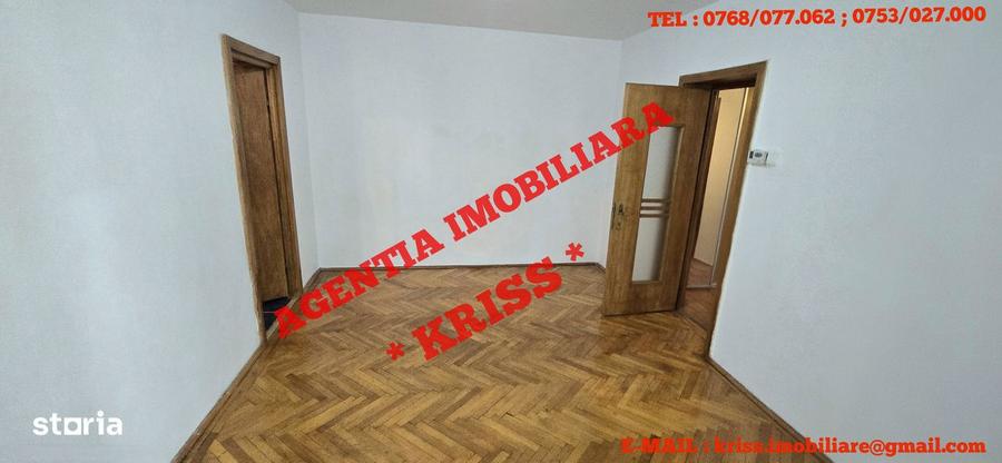 Apartament cu 2 camere semidecomandat în Ceair