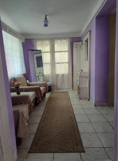 Casă cu Teren 1055 Mp în Central