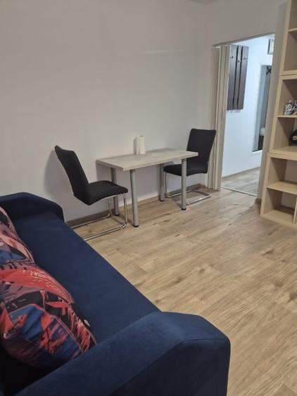 Apartament cu 2 camere semidecomandat în Sud