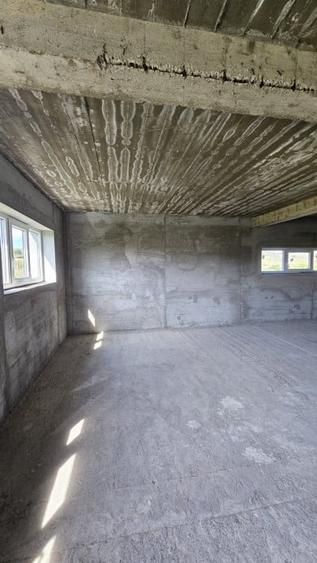 Casă individuală cu 5 camere cu Garaj în Chinteni