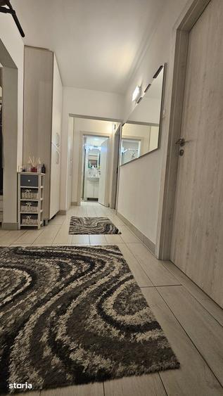 Apartament cu 4 camere decomandat, mobilat în Tomis III