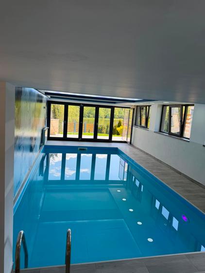 Casă individuală cu 5 camere cu Piscina în Corbeanca
