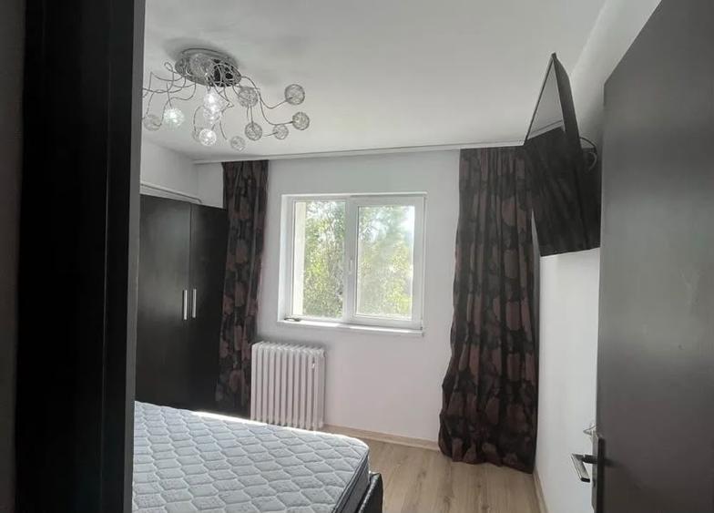 Apartament cu 2 camere decomandat, mobilat în Băneasa