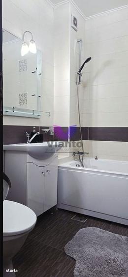 Apartament cu 3 camere în Calea Dumbrăvii