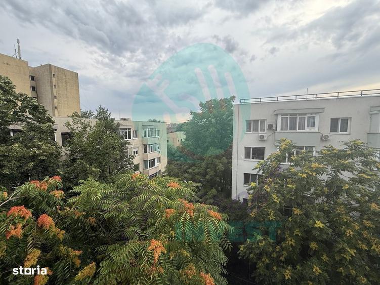 Apartament cu 2 camere decomandat în Basarabia