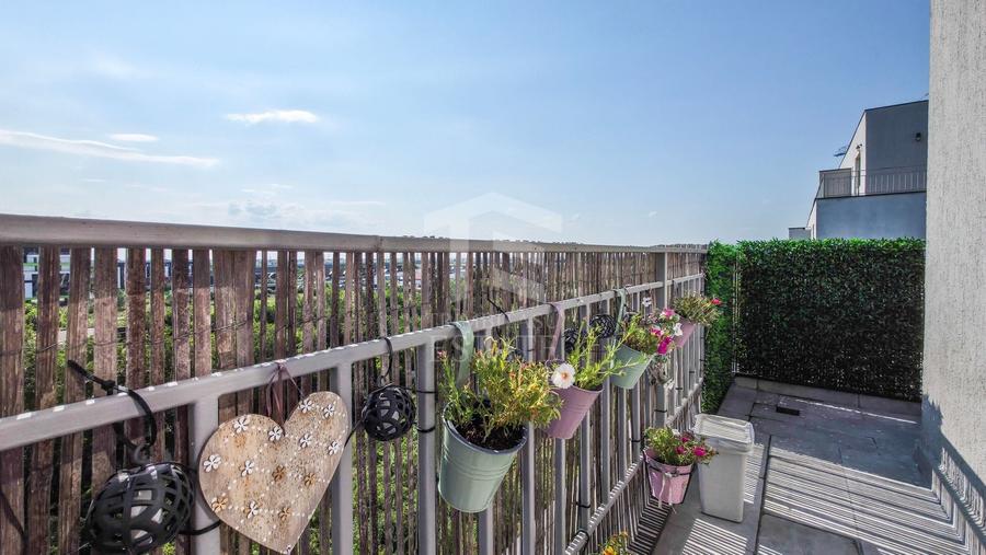 Apartament cu 2 camere decomandat, mobilat în Prelungirea Ghencea
