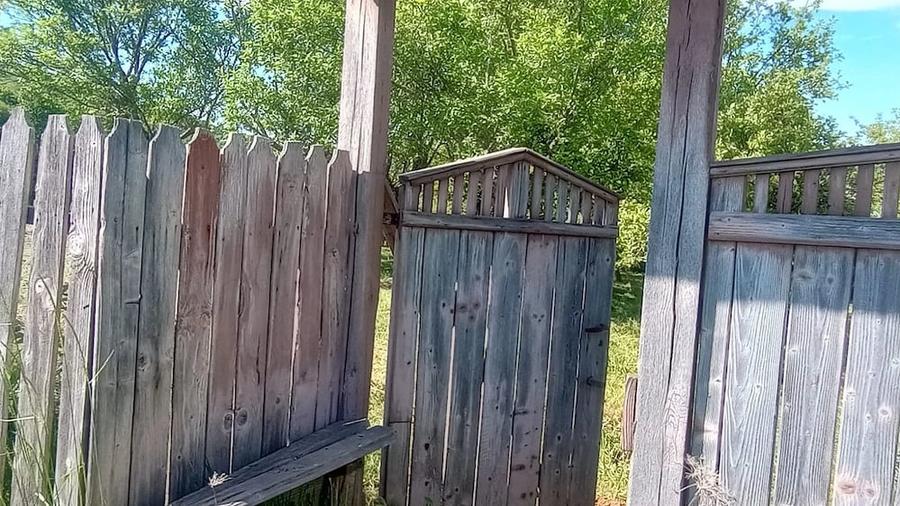 Casă cu Teren 2000 Mp în Muntele Filii