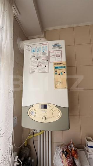 Apartament 2 camere, semidecomandat, 55 mp, zona Regiment 11 Siret - 11