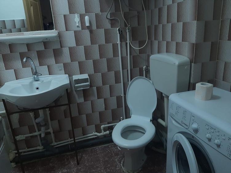 Garsonieră decomandată în Central