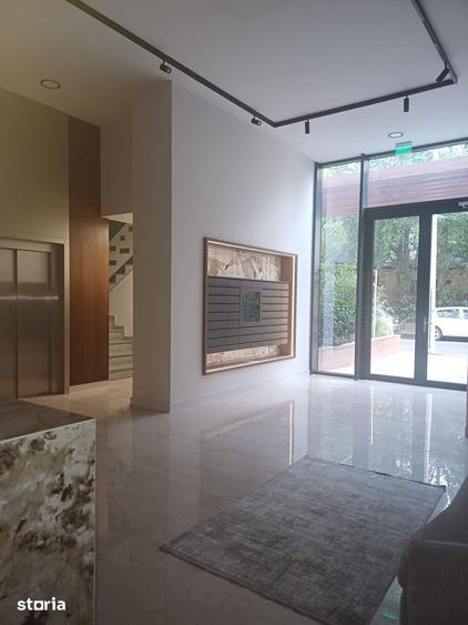 Apartament cu 3 camere decomandat în Ultracentral