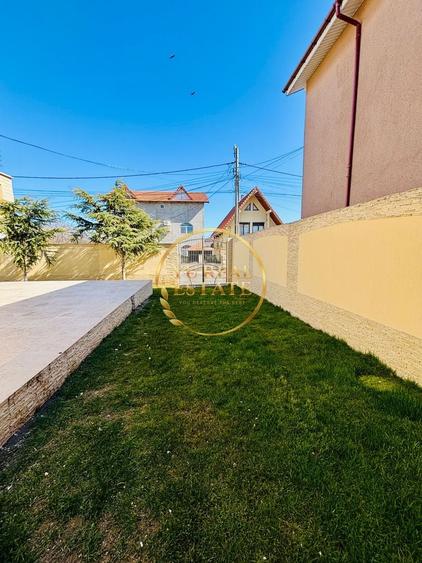 Casă individuală cu 4 camere cu Canalizare în Central