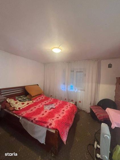 Casă cu 3 camere cu Teren 600 Mp în Central