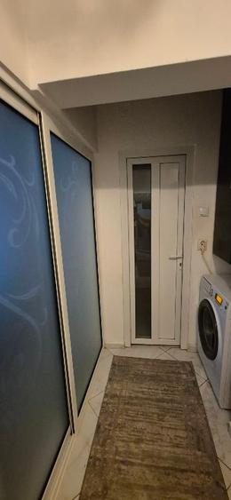 Apartament cu 2 camere decomandat în Republicii
