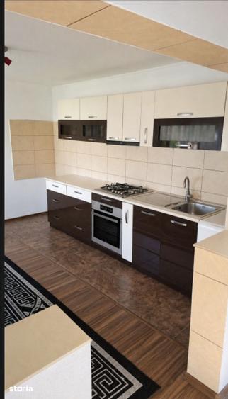 Casă cu 3 camere cu Teren 673 Mp în Corbi