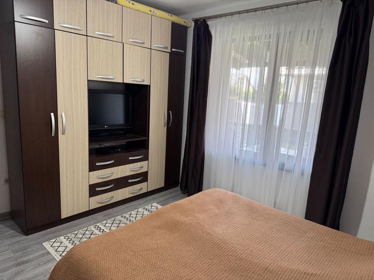 Casă cu 3 camere în Central