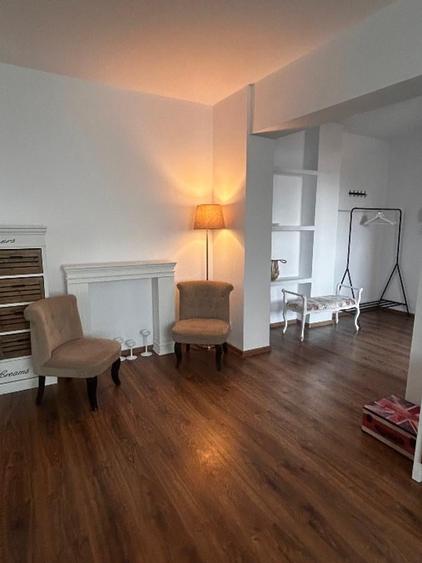 Apartament cu 2 camere decomandat, mobilat în Kiseleff
