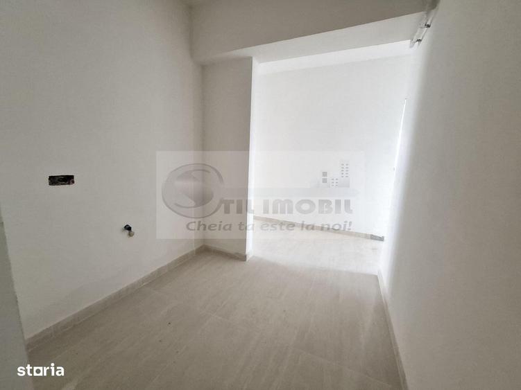 Apartament cu 3 camere decomandat în Galata