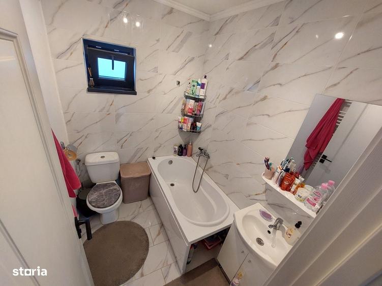 Casă cu 3 camere cu Teren 271 Mp în Central
