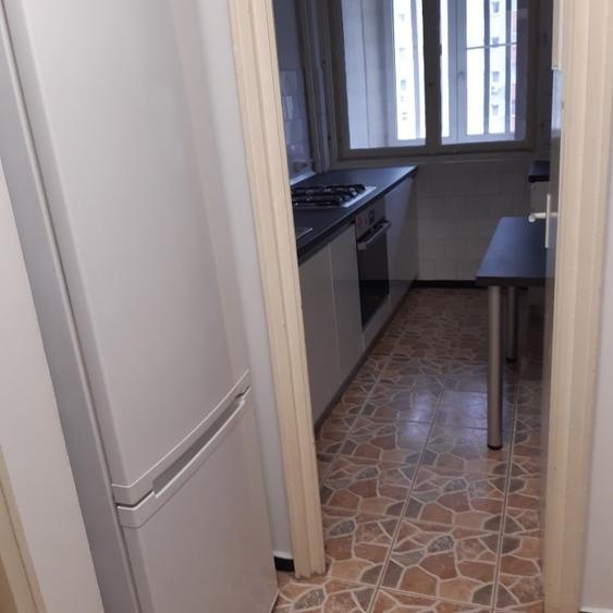 Apartament cu 2 camere semidecomandat, mobilat în Dorobanți