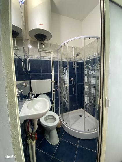 Garsoniera de inchiriat M40, zona Shopping City - 1