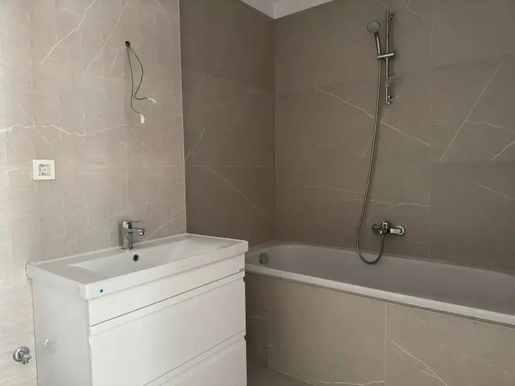 Apartament cu 2 camere decomandat în Aviației