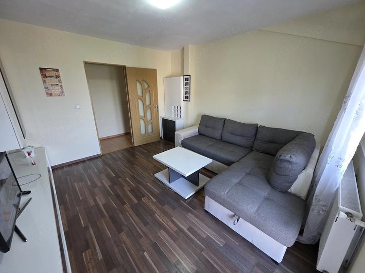 Apartament cu 2 camere semidecomandat în Șagului