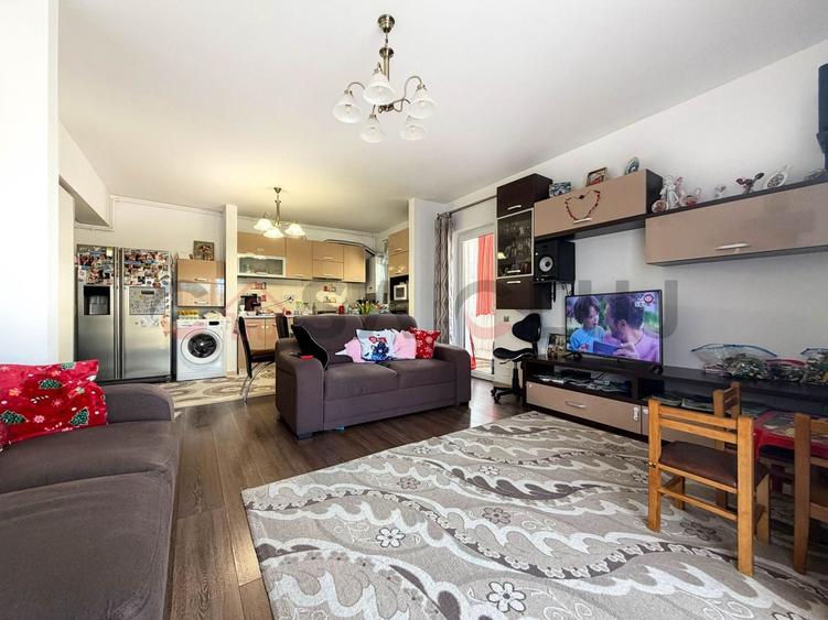 Apartament cu 3 camere semidecomandat, mobilat în Mărăști