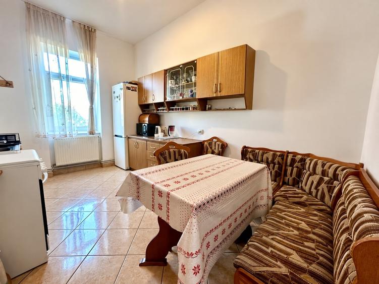 Apartament cu 2 camere în Centrul Civic