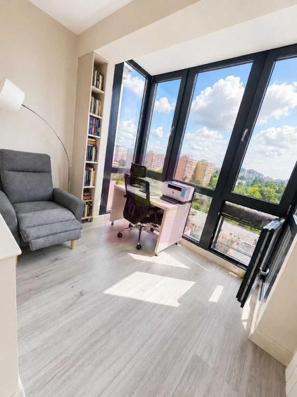 Apartament cu 3 camere semidecomandat în Titan