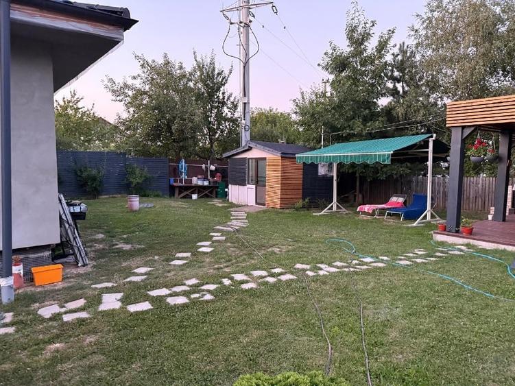 Casă individuală cu 4 camere cu Canalizare în Bucium