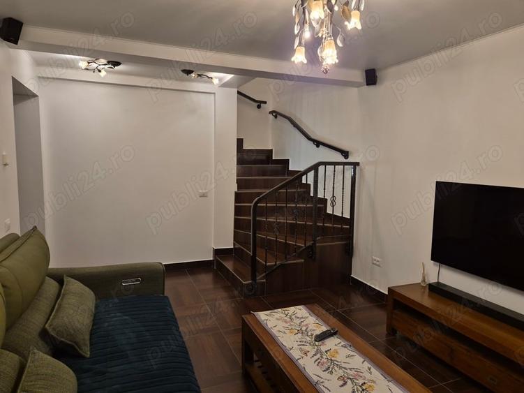 Casă cu 6 camere cu Teren 2000 Mp în Brănești