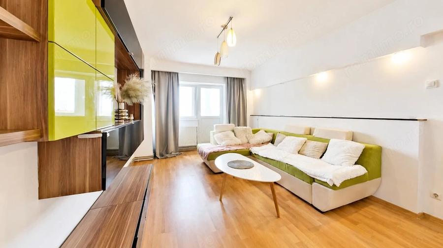 Apartament cu 2 camere semidecomandat, mobilat în Intim