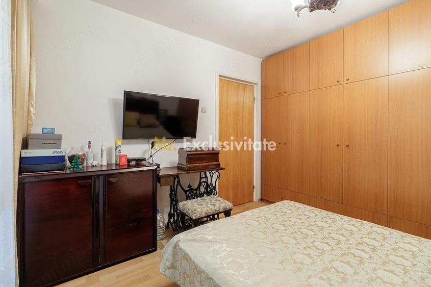 Apartament cu 3 camere decomandat în Valea Oltului