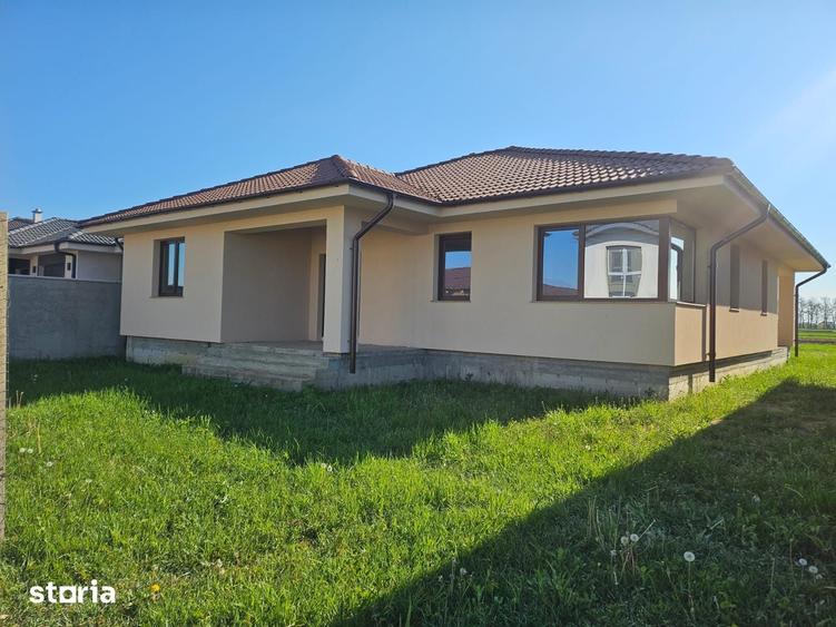 Casă cu 3 camere cu Teren 650 Mp în Burdea