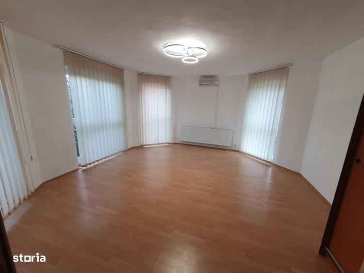 Casă cu 4 camere decomandat cu Teren 500 Mp în Brâncoveanu
