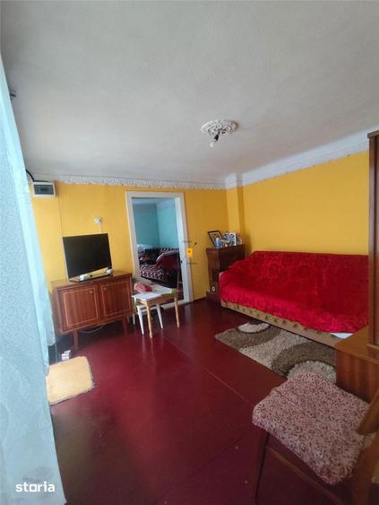 Casă cu 4 camere cu Teren 106 Mp în Pictor Rosenthal