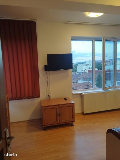 Apartament in bloc nou, zona centrala,str Traian - 5