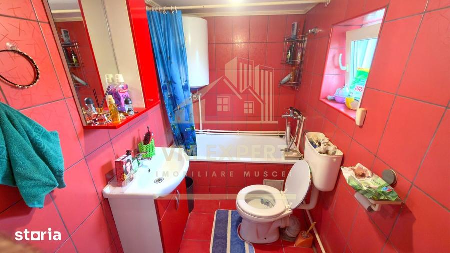 Casă cu 3 camere cu Teren 262 Mp în Bughea de Jos