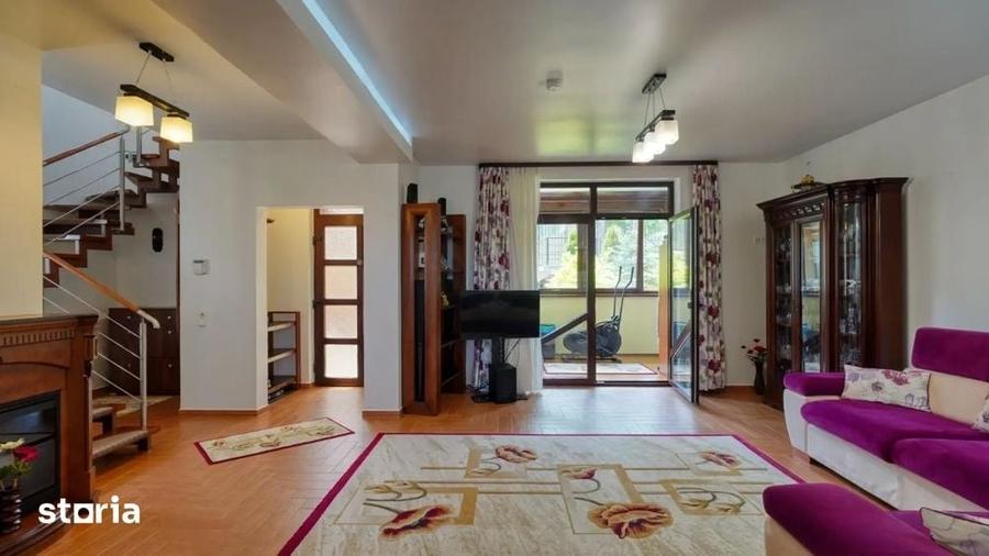 Casă cu 1 camere cu Teren 330 Mp în Bran