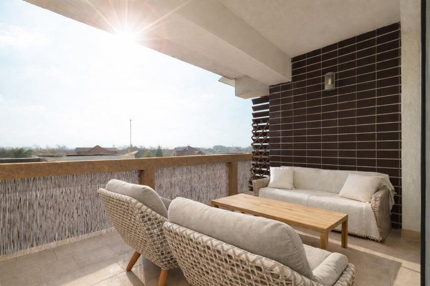Apartament cu 4 camere semidecomandat, mobilat în Pipera
